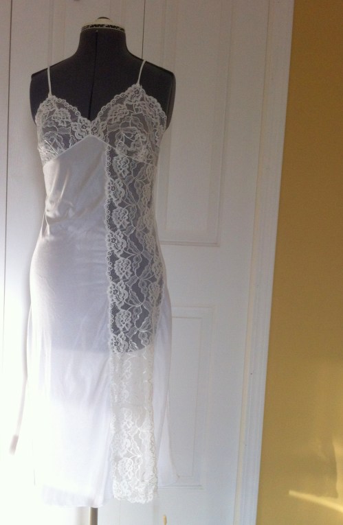 Slip front, imperfect drape